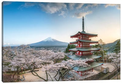 Chureito Pagoda With View Of Mount Fuji At The Arakura Sengen Shrine In Fujiyoshida Canvas Art Print