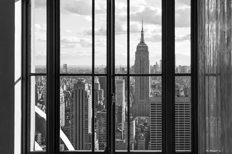 Manhattan Skyline With Empire State Building In Black And White, New York City, Usa