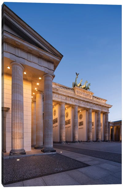Brandenburg Gate (Brandenburger Tor) At The Pariser Platz At Night, Berlin, Germany Canvas Art Print - Column Art