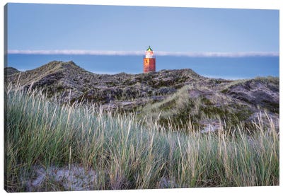 Lighthouse Quermarkenfeuer Rotes Kliff On Sylt, Schleswig Holstein, Germany Canvas Art Print - Sylt Art