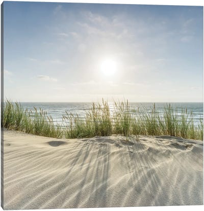 Dune Beach On A Sunny Day Canvas Art Print - Sylt Art