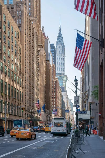 Lexington Avenue With View Of The Chrysler Building, Midtown Manhattan, New York City, USA