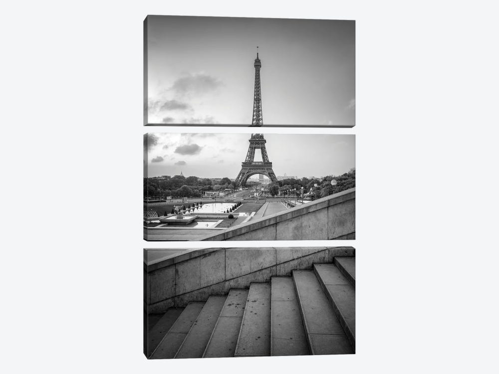 Jardins Du Trocadéro And Eiffel Tower In Black And White by Jan Becke 3-piece Art Print
