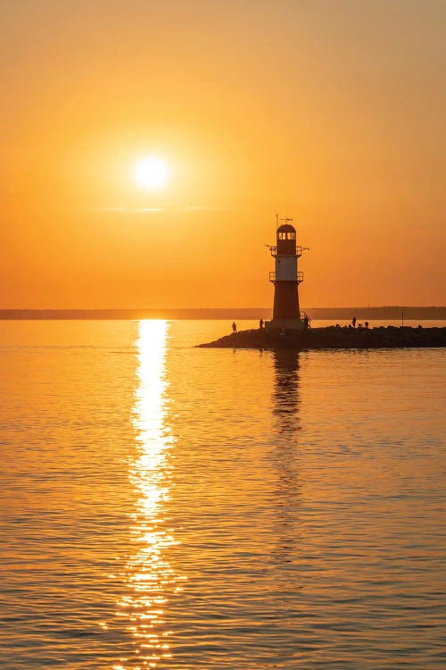 Sunrise At The Lighthouse Molenfeuer Ostmole, Warnemünde, Rostock, Mecklenburg-Vorpommern, Germany