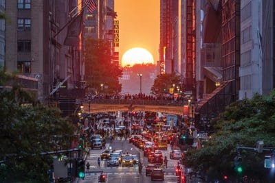 Manhattanhenge In New York City, USA by Jan Becke multi panel art