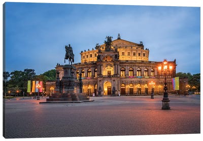 Semperoper opera house in Dresden Canvas Art Print - Dresden