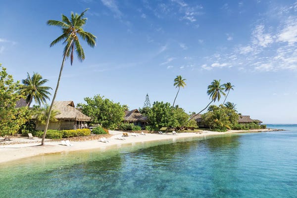 Tropical beach on Moorea, French Polynesia