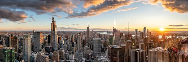 City Sunrises & Sunsets: Manhattan skyline panorama by Jan Becke