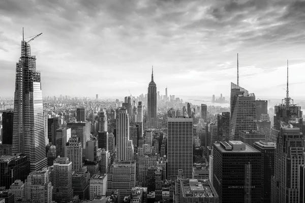 New York City Skylines: New York City Black And White by Jan Becke