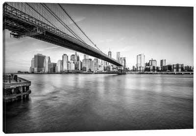 Brooklyn Bridge In Black And White Canvas Art Print - Brooklyn Bridge