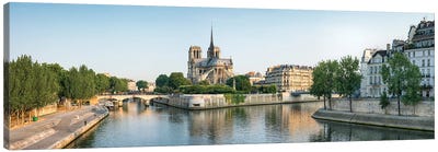 Panoramic View Of Île De La Cité With Notre-Dame De Paris Canvas Art Print - Notre Dame Cathedral