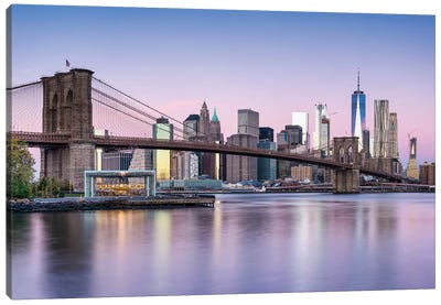 Brooklyn Bridge And Manhattan Skyline On A Winter Morning Canvas Art Print - Brooklyn Art