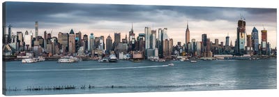Manhattan Skyline Panorama Along The Hudson River, New York City, Usa Canvas Art Print - New York City Skylines