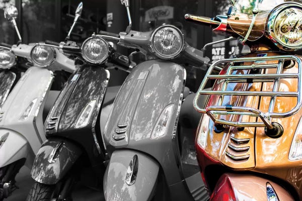 Scooters: Beige Vespa, Paris by Anders Jorulf