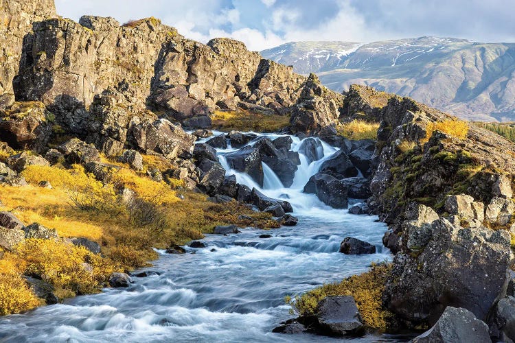 Drekkingarhylur On The Oxara River, Iceland