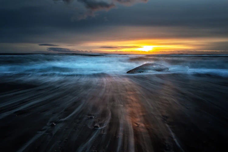 Diamand Beach, Icelandic Sunrise