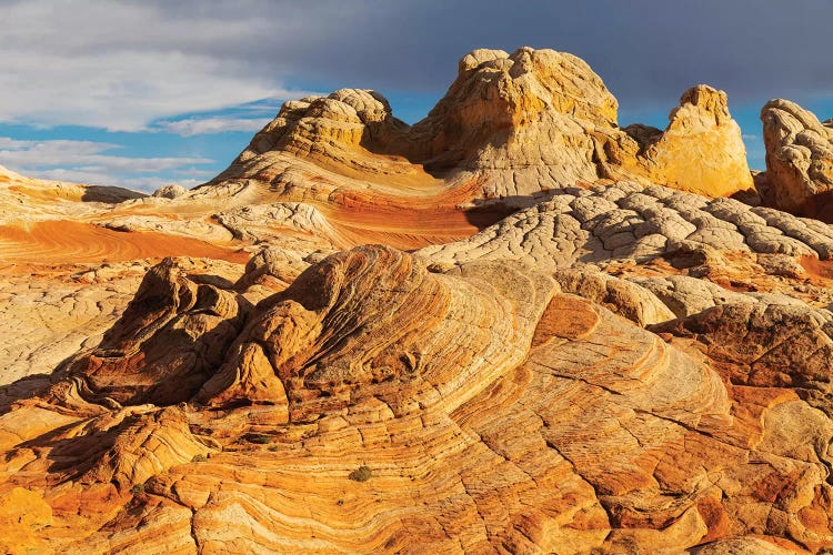 Usa, Arizona, Vermilion Cliffs National Monument. Striations In Sandstone Formations.