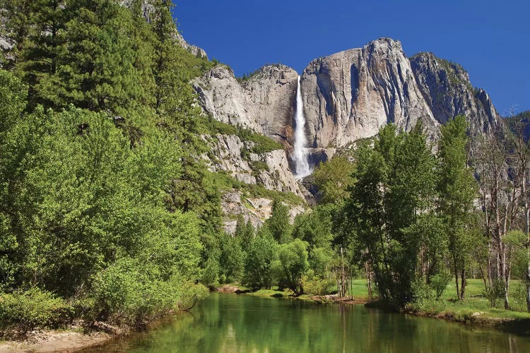 Usa, California, Yosemite National Park. Yosemite Falls And Merced River Landscape.