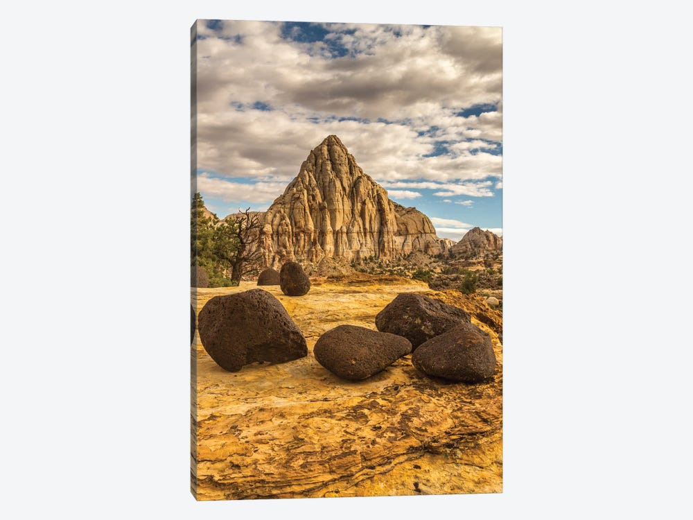 USA, Utah, Capitol Reef National Park. Pectols Pyramid in autumn. by Jaynes Gallery 1-piece Canvas Art