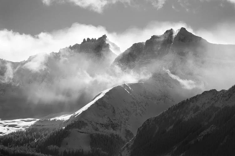 USA, Colorado, San Juan Mountains. Black and white of winter mountain landscape.