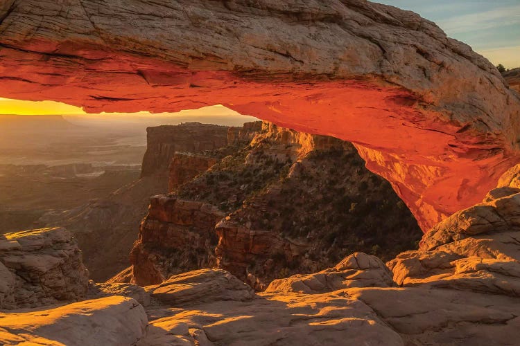 USA, Utah, Canyonlands National Park. Mesa Arch at sunrise.