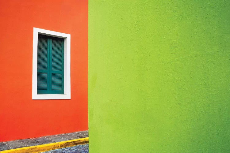 Caribbean, Puerto Rico, San Juan. Window and colorful building walls. 