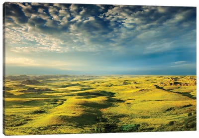 Canada, Saskatchewan, Grasslands National Park. Killdeer Badlands formations. Canvas Art Print