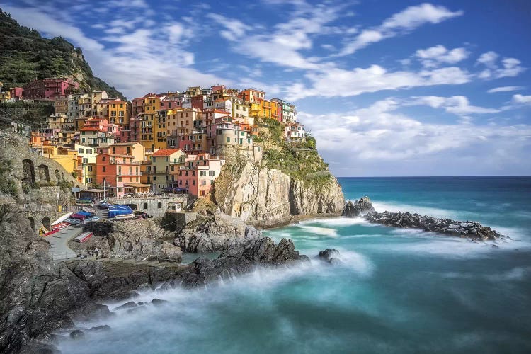 Italy, Manarola. Coastal town. 