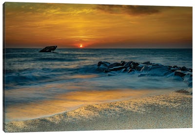 USA, New Jersey, Cape May National Seashore. Sunrise on ocean shore.  Canvas Art Print - New Jersey Art