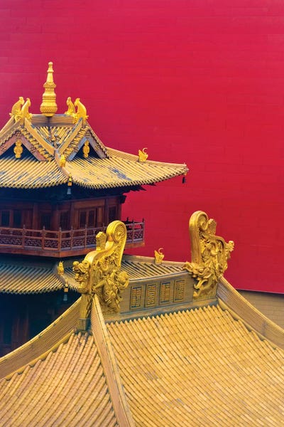 Architectural details of Jing'an Temple, Shanghai, China