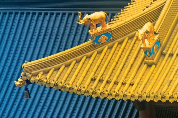 Architectural details of Jing'an Temple, Shanghai, China