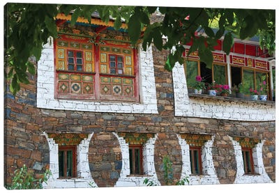 Old house in Zhuokeji Headman's Village, Ngawa Tibetan and Qiang Autonomous Prefecture, China Canvas Art Print