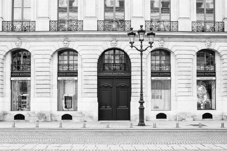 Louis Vuitton Storefront Paris Vendôme Black And White