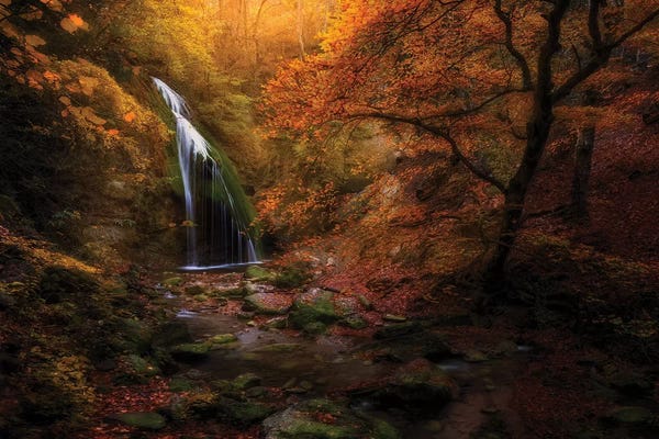 Djur-Djur Waterfall