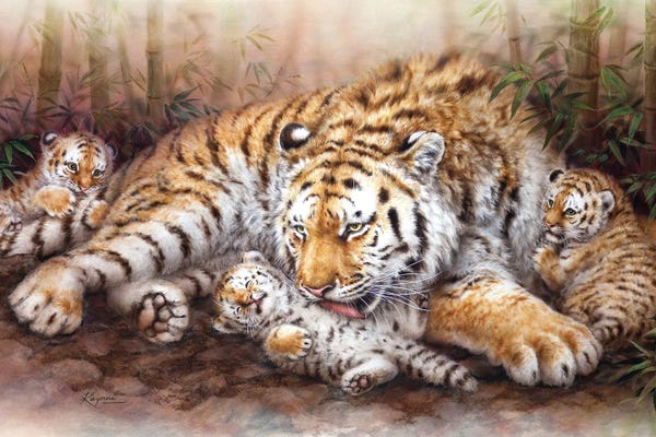 Kayomi Harai: Tiger Family by Kayomi Harai