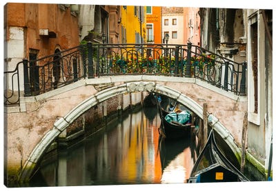 Italy, Venice IV Canvas Art Print - Mikolaj Gospodarek