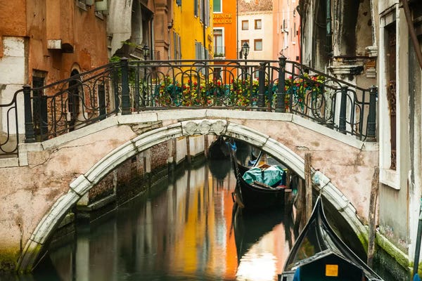 Veneto: Italy, Venice IV by Mikolaj Gospodarek