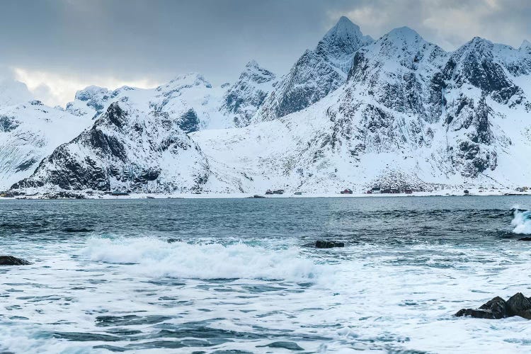 Norway, Nordland, Lofoten, Vareid, Flakstadoy, Winter Lofoten