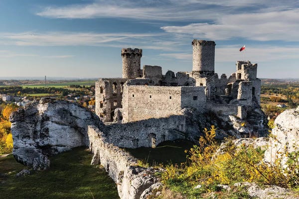 Poland: Ogrodzieniec Castle, Jura, Poland by Mikolaj Gospodarek