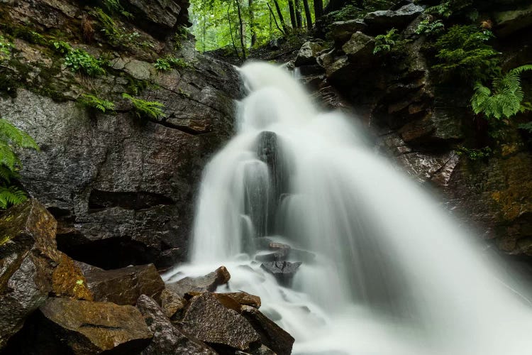 Poland, Beskiden, Waterfall