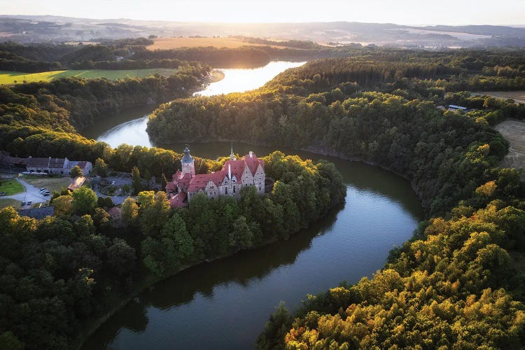 Lesnianskie Lake And Czocha Castle. Poland