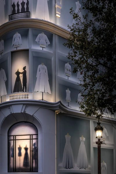 Dior: Dior Champs-Elysees, Paris by Jérôme Labouyrie