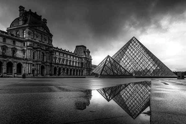 Jérôme Labouyrie: Pyramide Du Louvre, Paris B&W by Jérôme Labouyrie