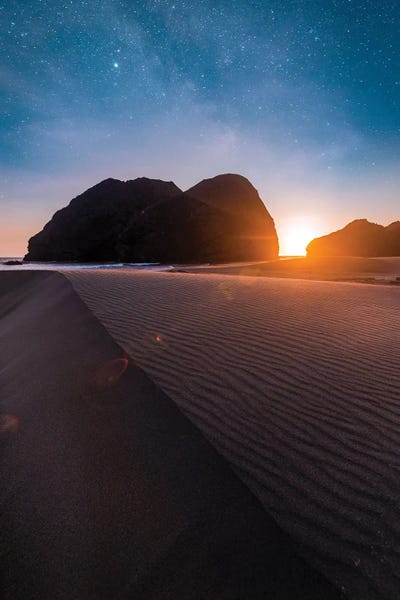 Day & Night by Lucas Moore canvas print