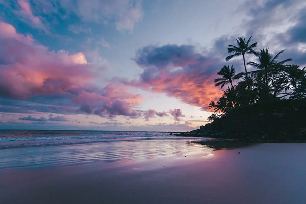 Hawaii: Maui At Dusk by Lucas Moore