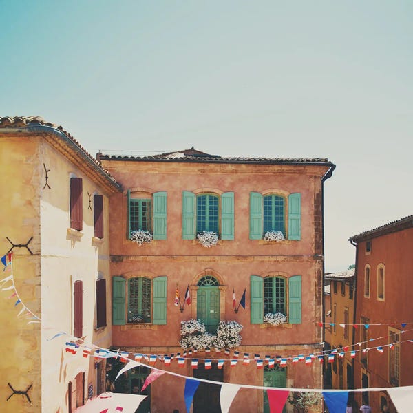 Provence-Alpes-Côte d'Azur: Rousillion, Provence by Laura Evans