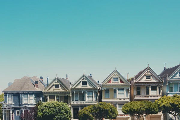 San Francisco: San Francsico's Painted Ladies by Laura Evans