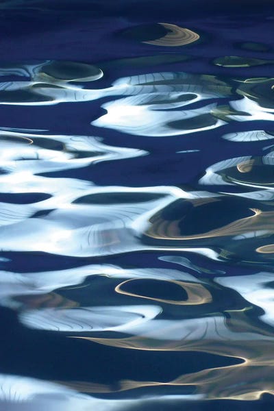 Abstract Photography: H2O XXVI by Lena Weisbek