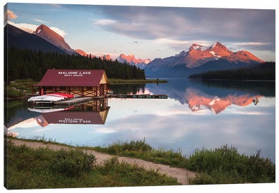 Maligne Lake, Jasper, Canada Canvas Art Print - Sergio Lanza