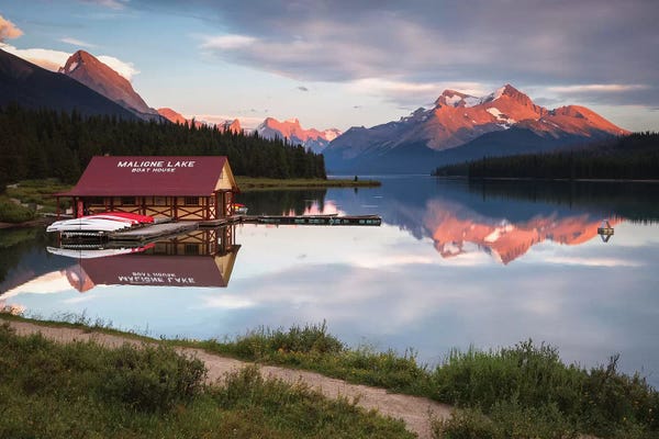 Sergio Lanza: Maligne Lake, Jasper, Canada by Sergio Lanza